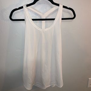 White lululemon tank top